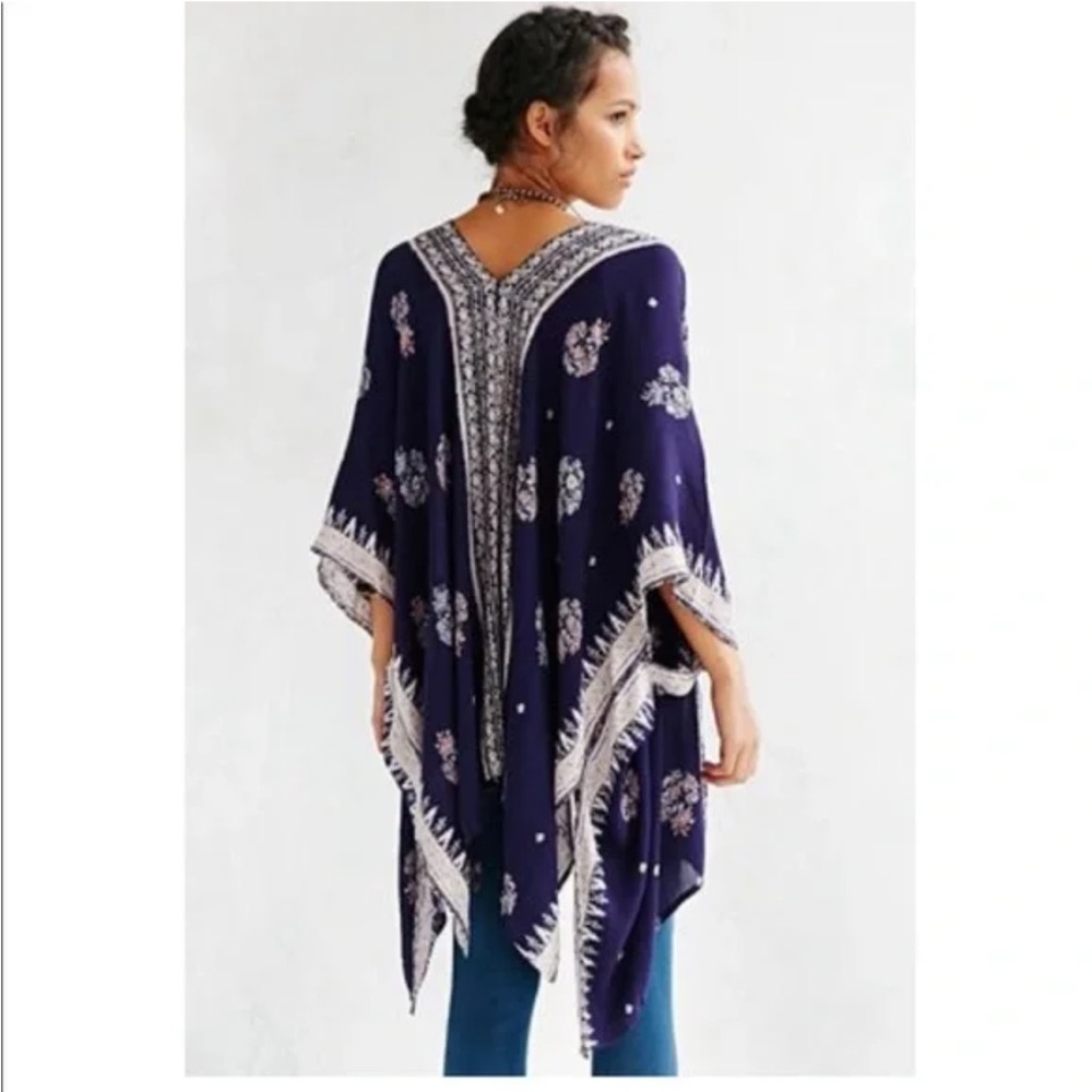 Ecote Blue Print Shawl